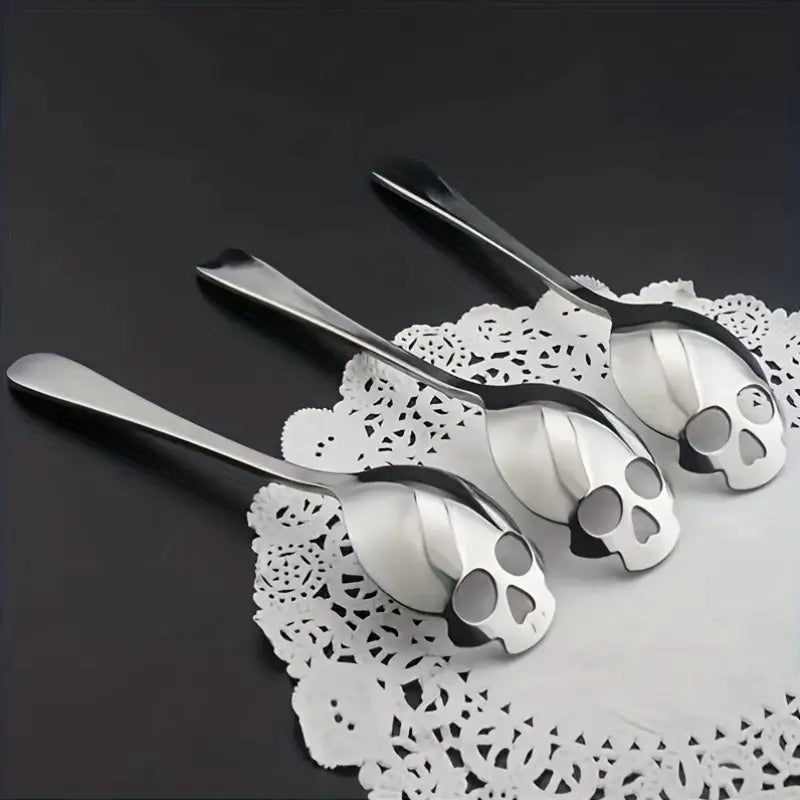 5pcs stainless steel Halloween spoon multi-functional kitchen utensil, with skull head design and holes, perfect for stirring, desserts, coffee and home